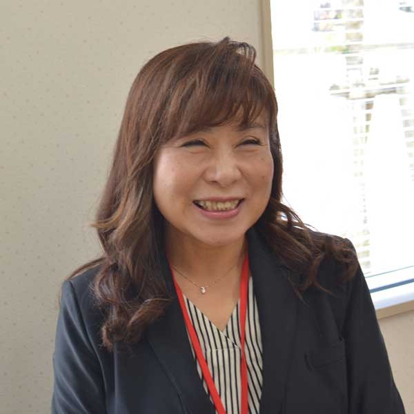 岩田 佳代子