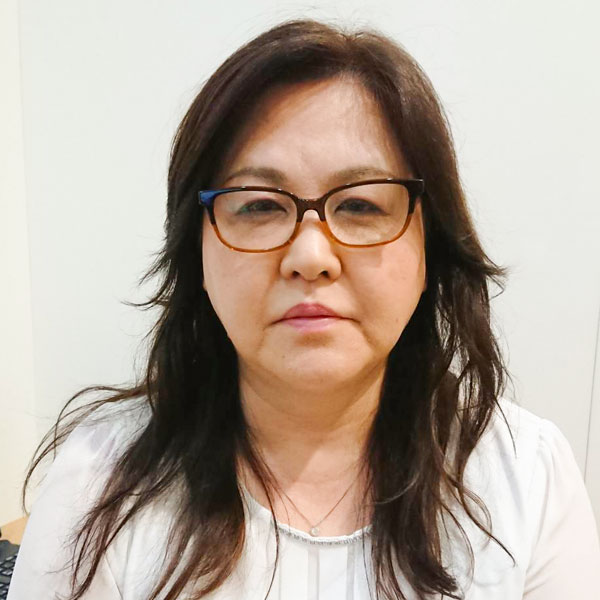 岩田 郁代